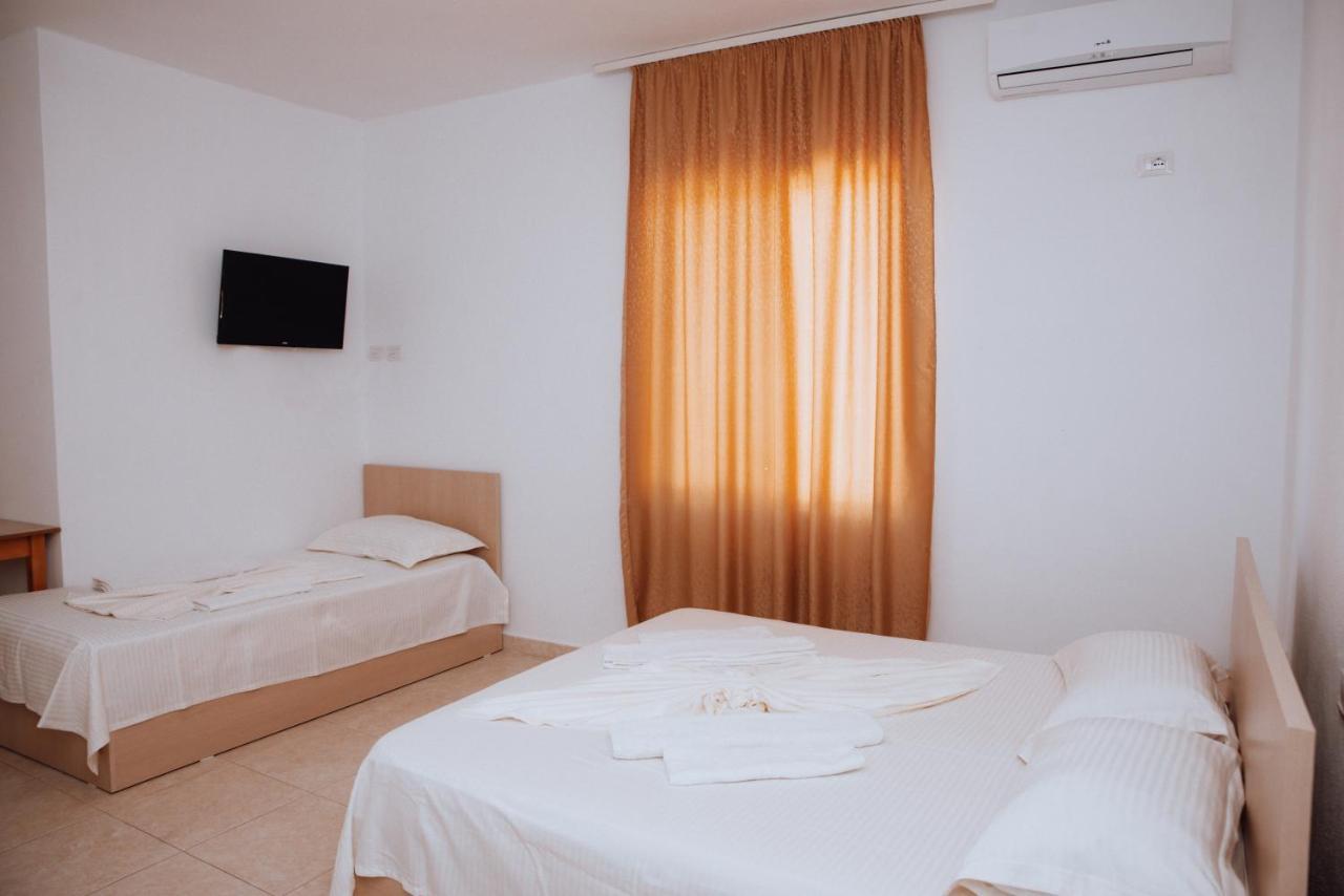 Hotel Perdja Велипойе Экстерьер фото