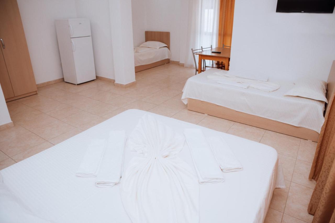 Hotel Perdja Велипойе Экстерьер фото