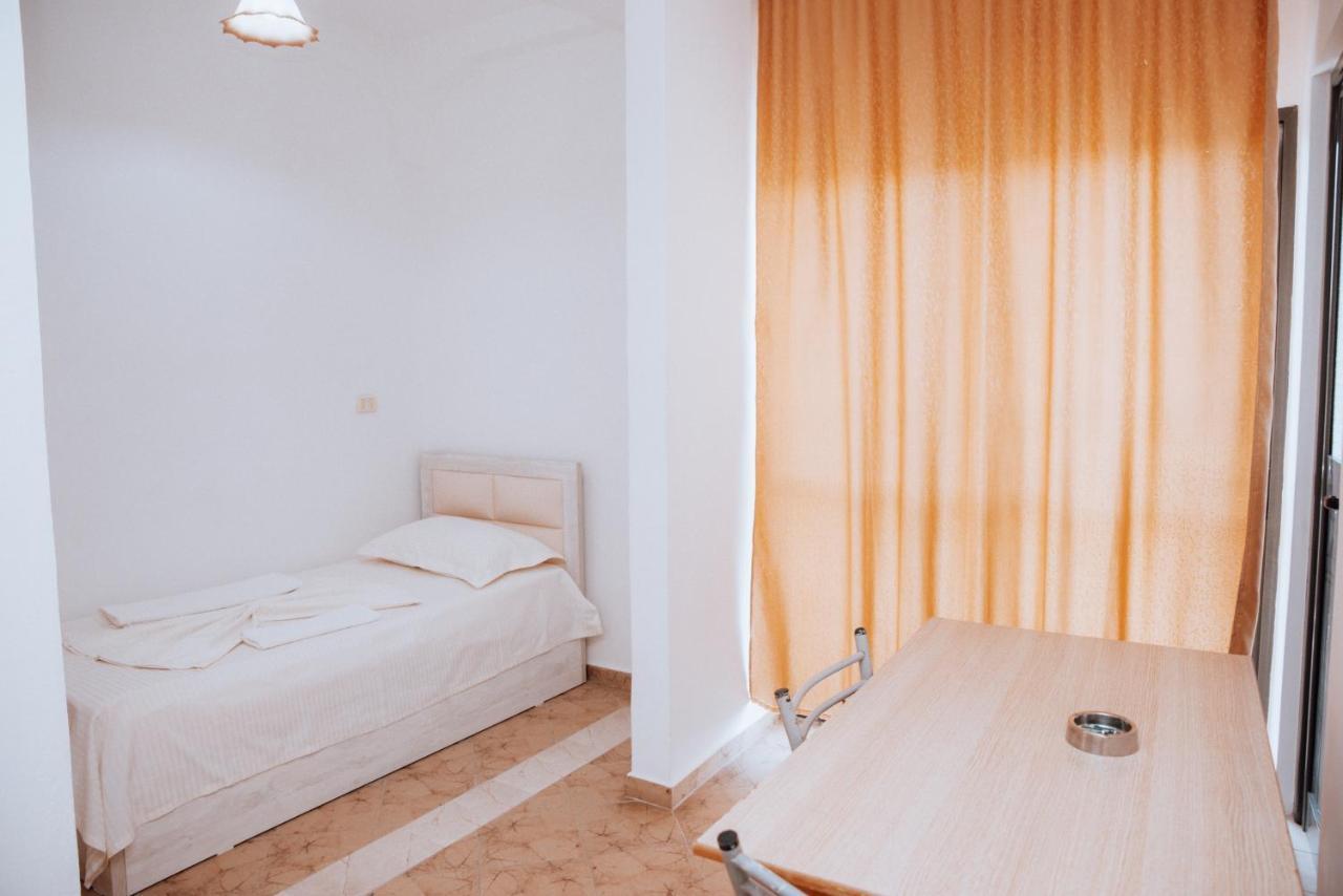 Hotel Perdja Велипойе Экстерьер фото