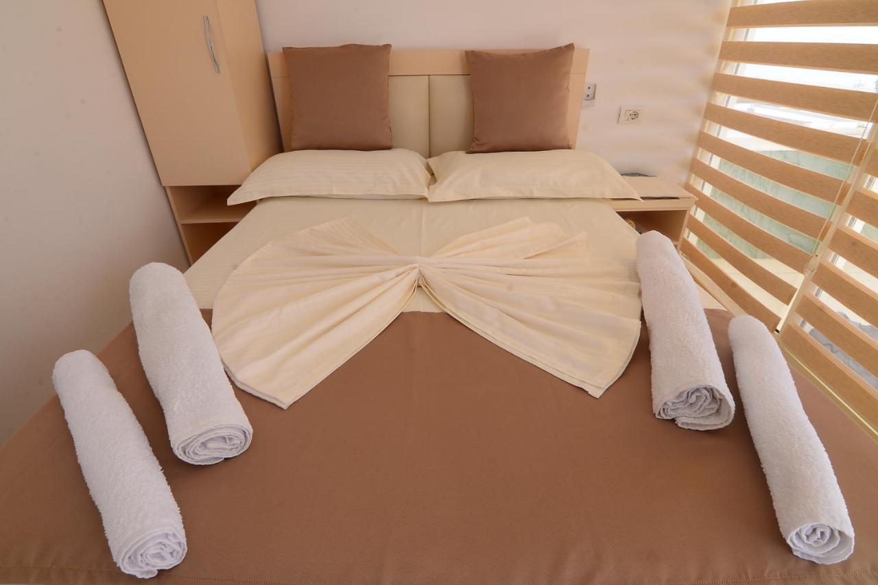 Hotel Perdja Велипойе Экстерьер фото
