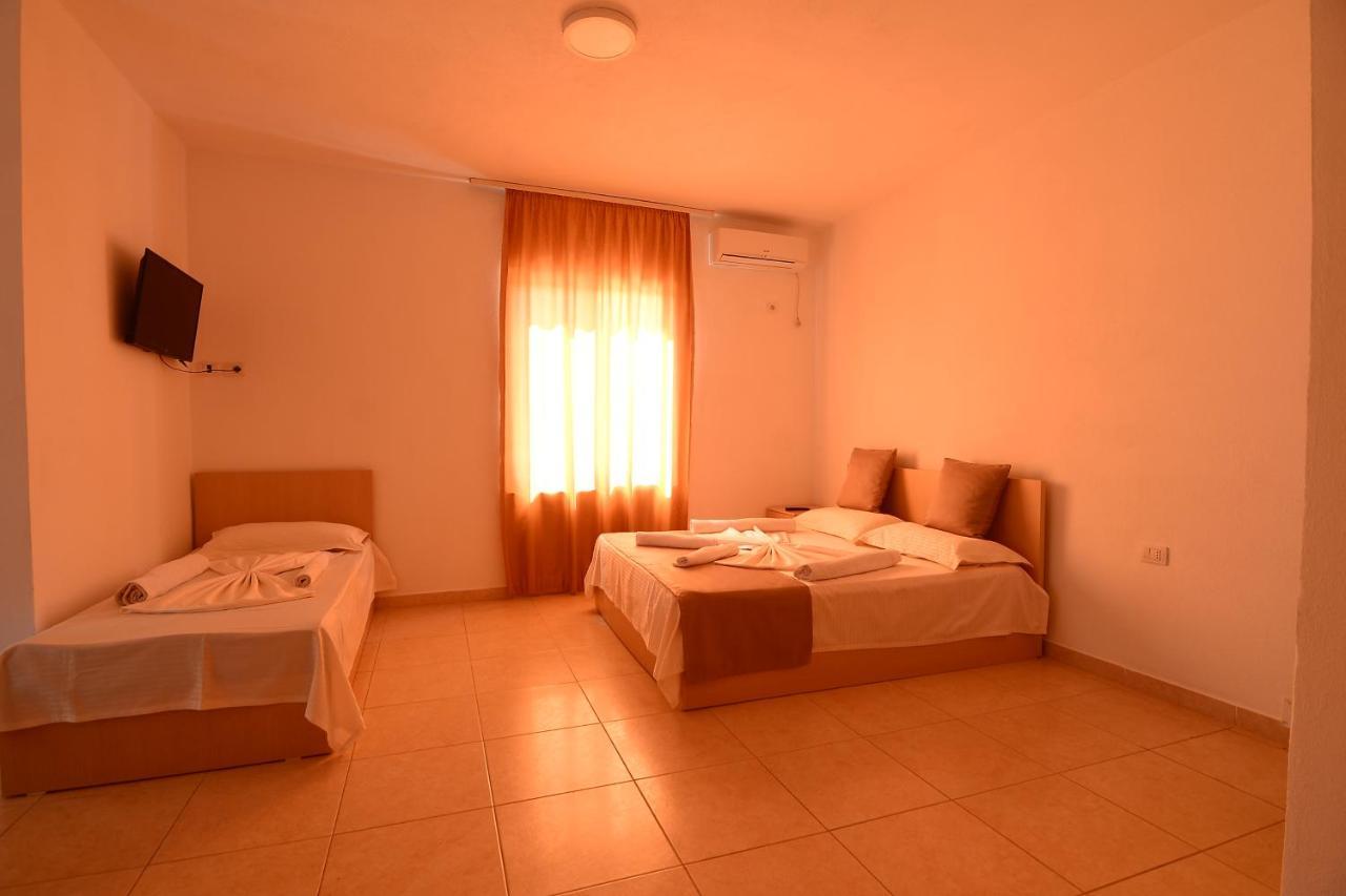 Hotel Perdja Велипойе Экстерьер фото